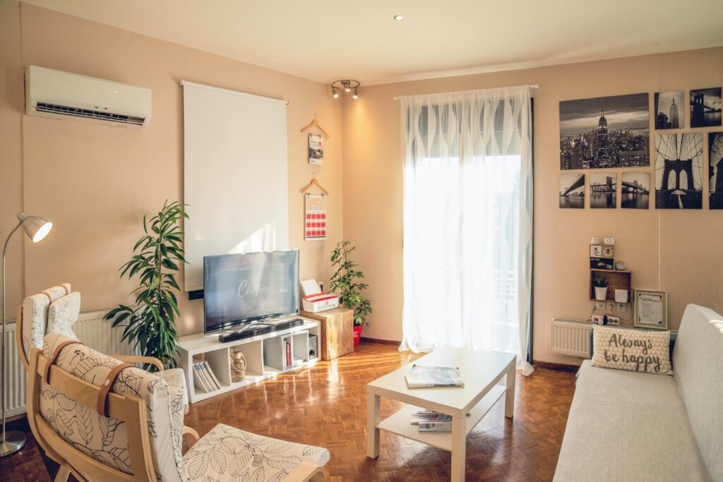 airbnb lounge room